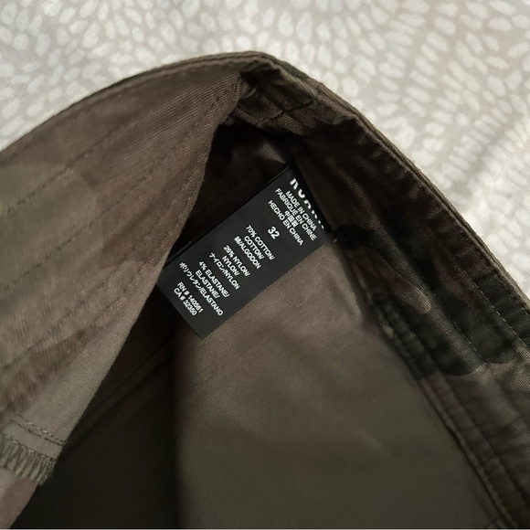 Roark Layover 2.0 Pants Camo Size 32x32 - Picture 4 of 5